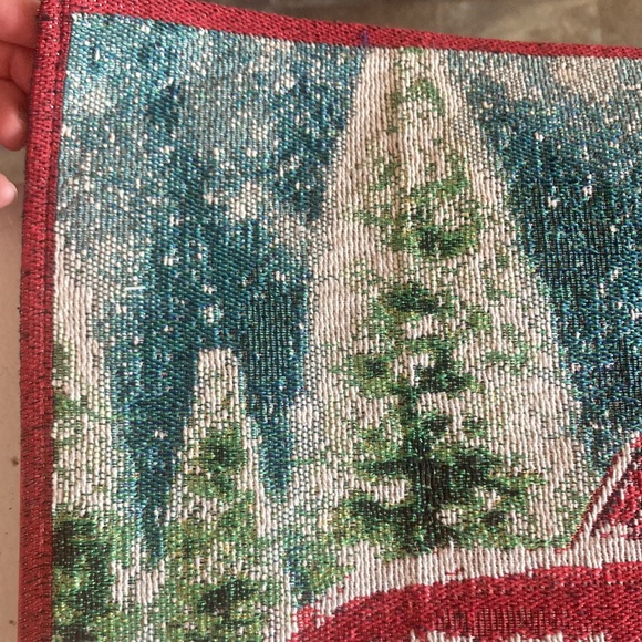 Brand NWT Set of 4- Beautiful Holiday Red Farm Truck Tapestry Placemats 13x18 - Picture 7 of 15